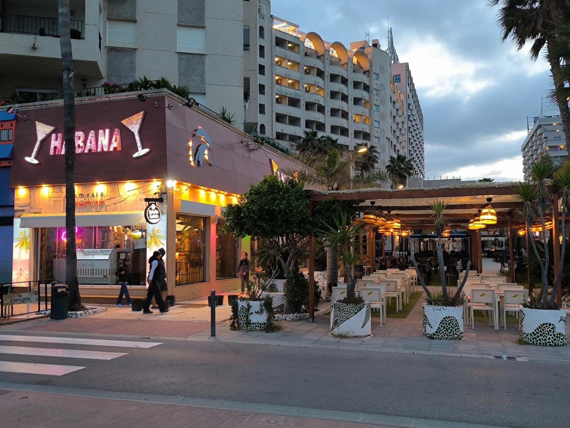 Magic World Apartamento Lyz Y Mar Oropesa del Mar Luaran gambar